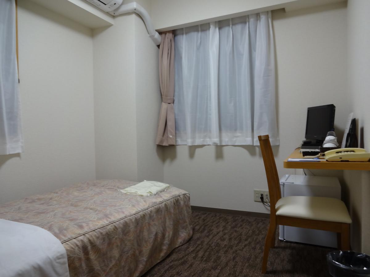 Ushiku City Hotel Ekimaekan Exterior foto